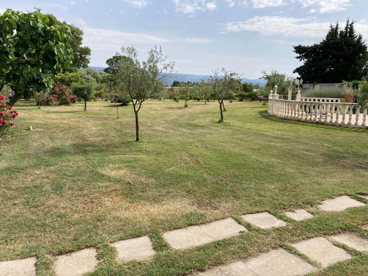 Auberge Les Olivades Mallemort Luaran gambar