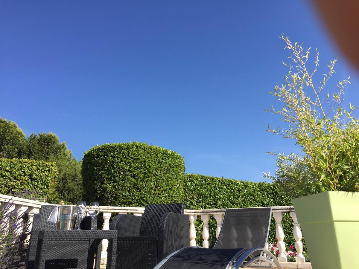 Auberge Les Olivades Mallemort Luaran gambar